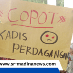 Umak-umak Pedagang Pasar Baru Tuntut Copot Kadis Perindag Madina