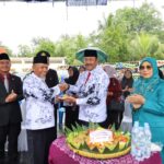 Peringatan Hari Guru Nasional Yang Ke-80 Berjalan Khidmat