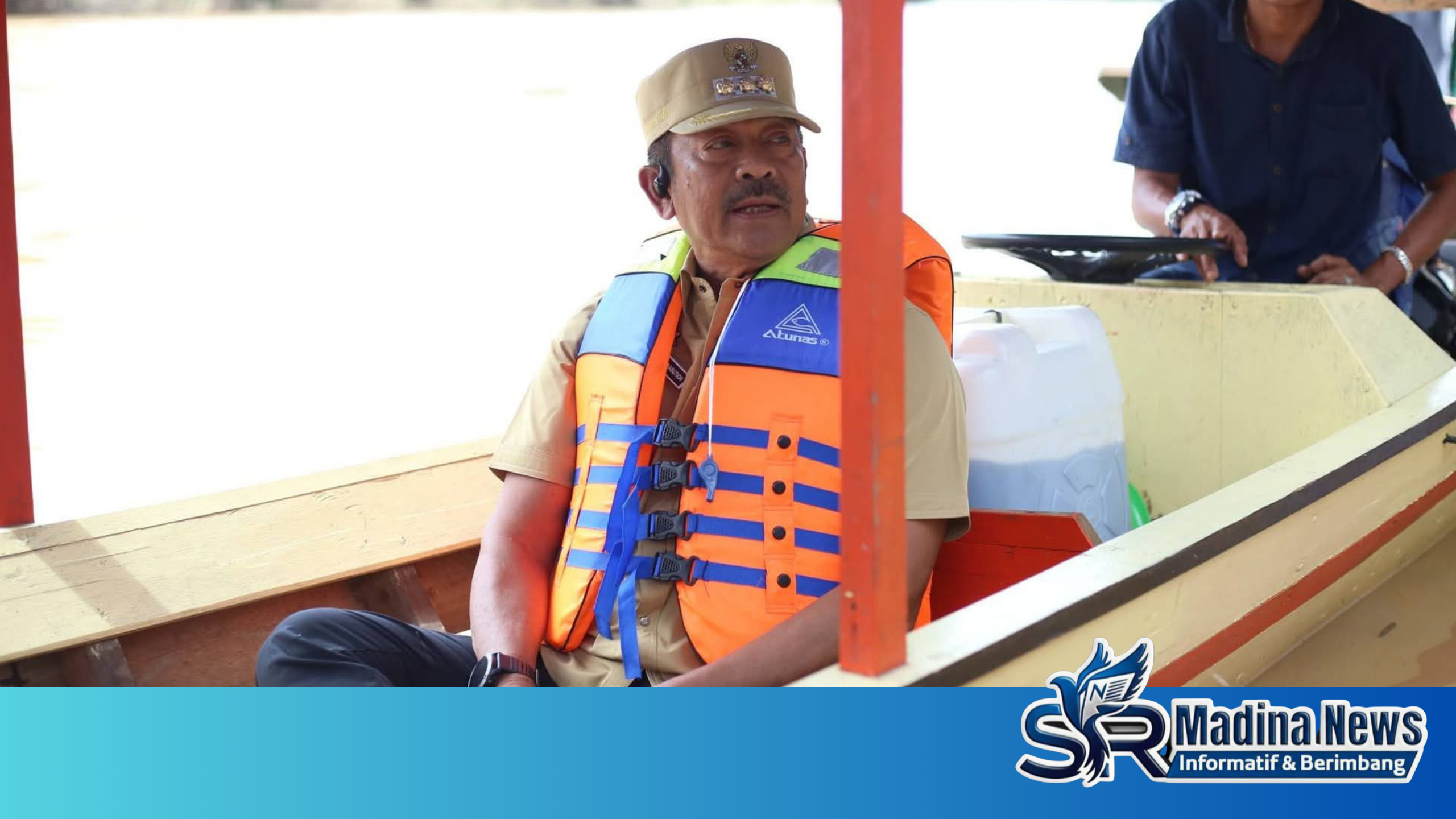 Tak Mudah Sampai di Hulu Arus Sungai, Ahirnya Bupati Madina Tiba di Siulangaling.