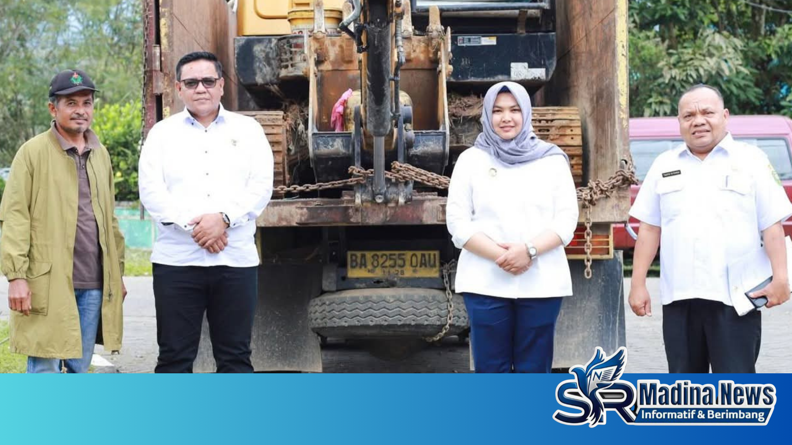 Pemkab Madina Terima Excavator dari PTPN 4 untuk Pemulihan Pascabencana