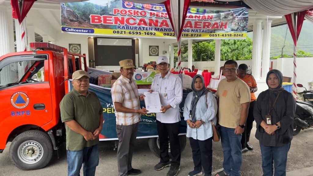 Bupati Madina, Terima Bantuan Tahap Ketiga Dari Kementerian Pertanian, Untuk Terdampak Bencana