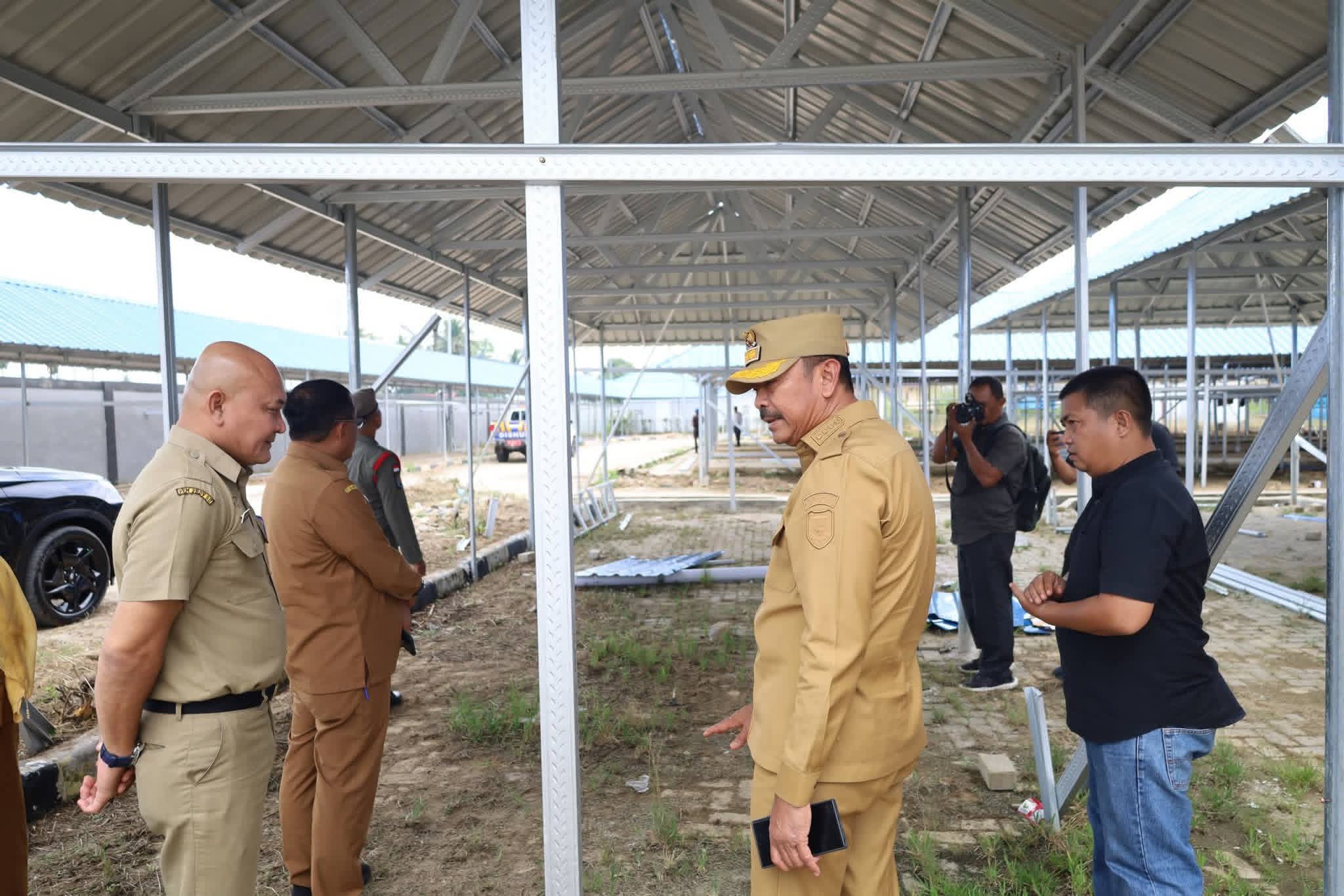 Bupati Tinjau Pengerjaan Bangunan Los Di Pasar Baru Capai 90 Persen