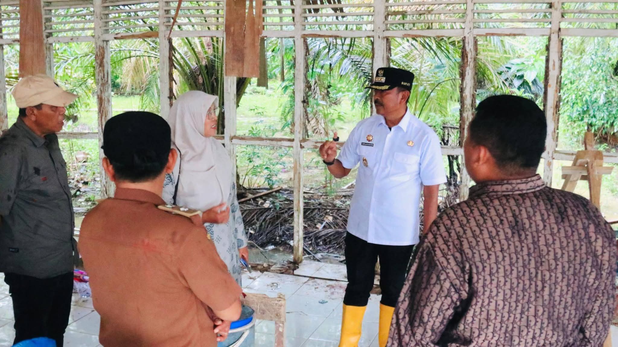 Berulang Kali Banjir, Bupati Madina Rencanakan Relokasi Warga