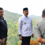 Pembukaan Jalan Baru Penghubung Banjar Melayu-Muara Soma  Rampung