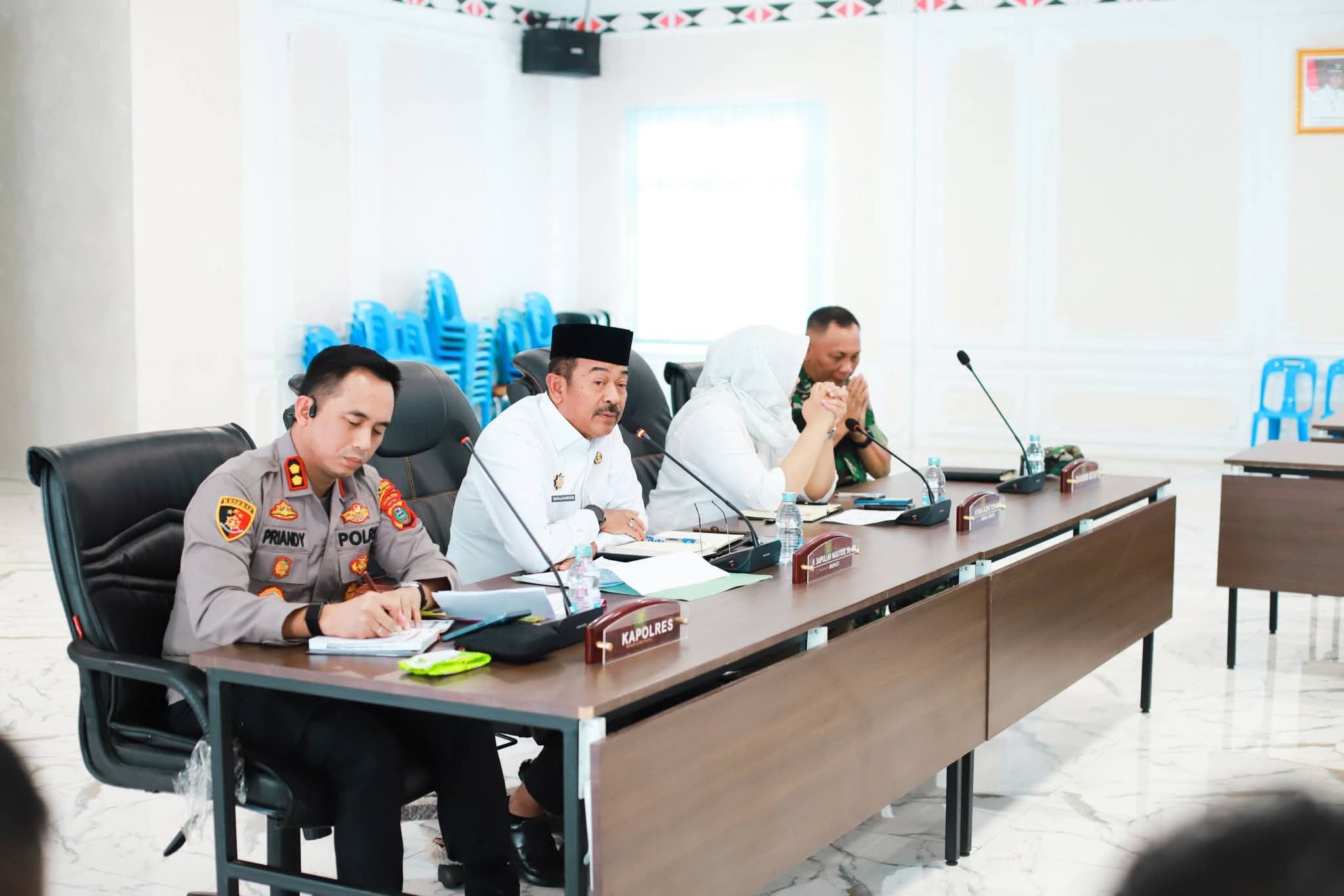 Pemerintah kabupaten Mandailing Natal, Fasilitasi Dan Mediasi PT DIS Dengan Warga Tabuyung