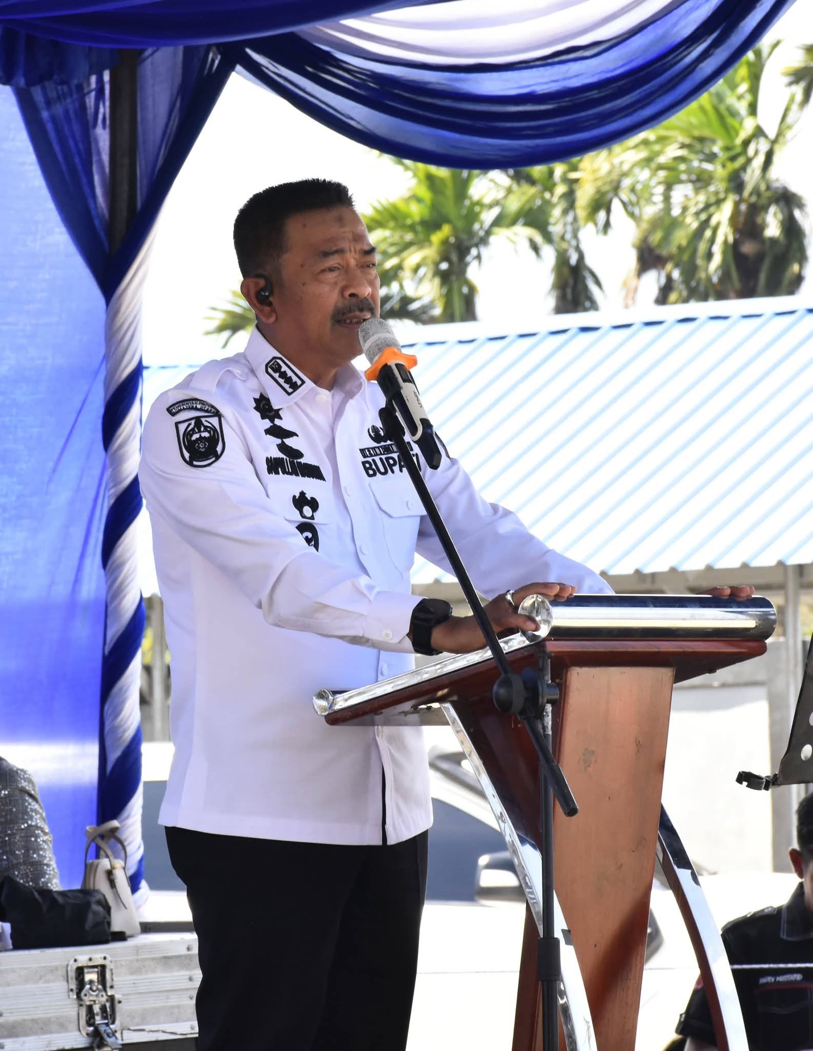 Bupati Mandailing Natal Membuka Secara Resmi Pengundian Penempatan Pasar Baru