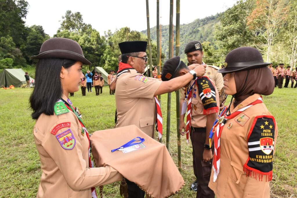 Sekda Buka Jambore Cabang Pramuka Penggalan Tingkat Madina