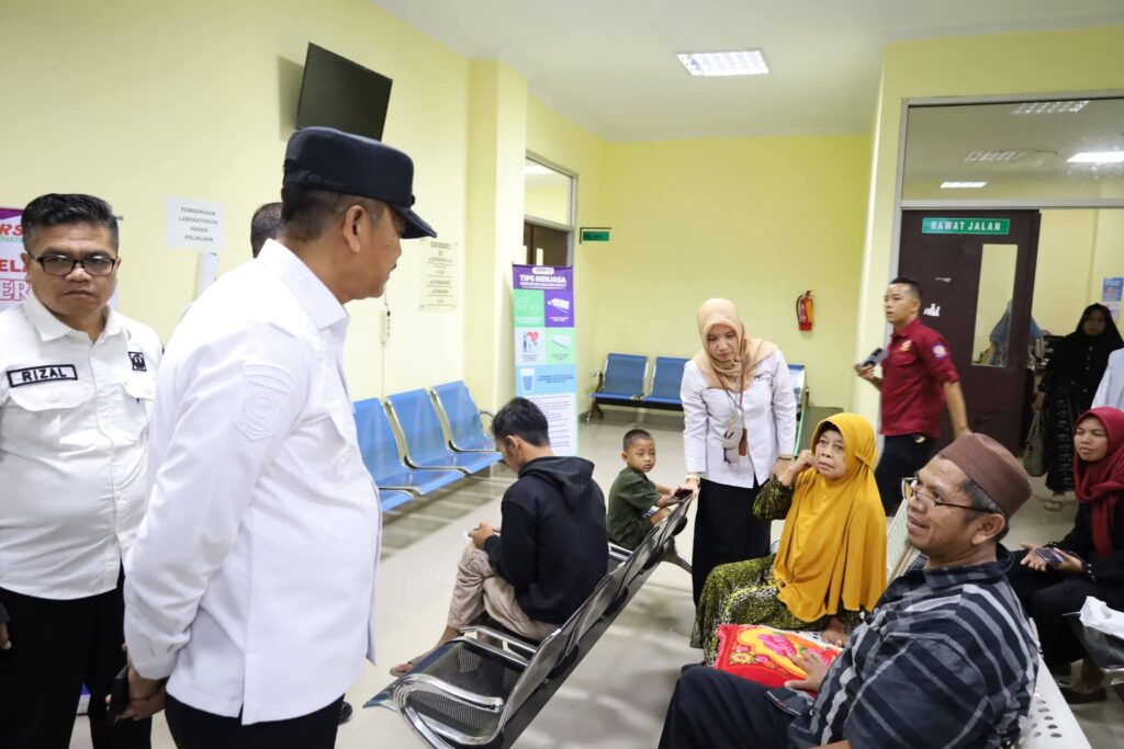 Hari Pertama Masuk Kerja, Bupati Sidak Di RSUD Panyabungan