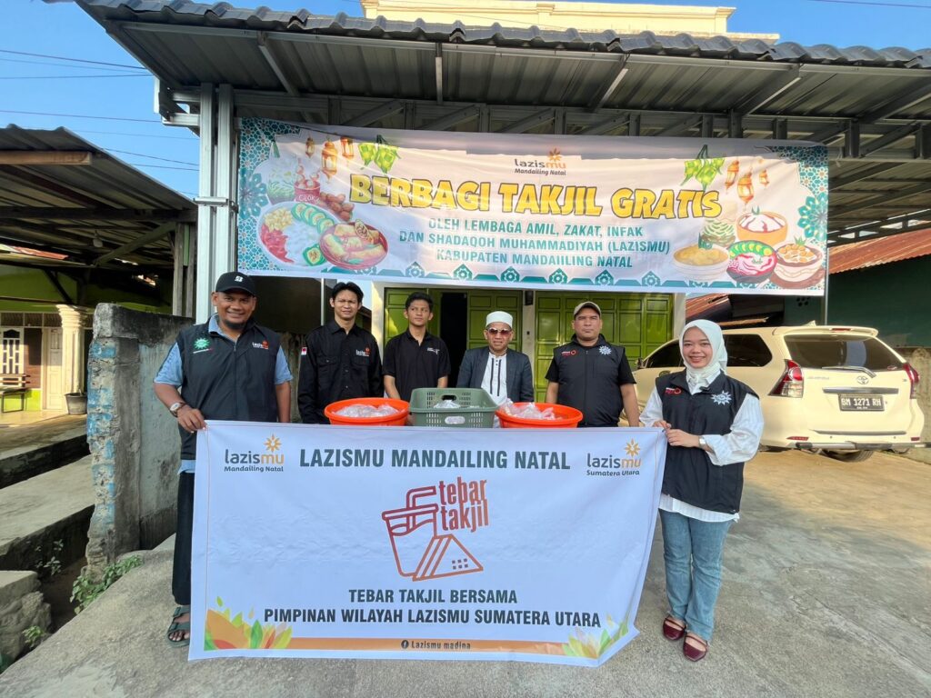 Lazismu Sumut Tebar Takjil dan Buka Puasa Bersama di Ranting Pasar Baru Sihepeng