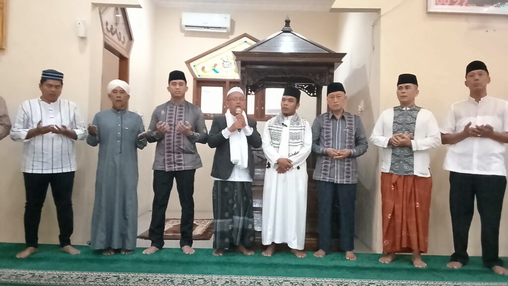 Kapolres Madina Hadiri Sholat Idul Fitri 1447 H di Masjid Al Mubarok.