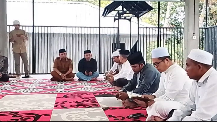 Khataman Al-Qur’an dan Buka Bersama, Sekwan DPRD Madina Pererat Silaturahmi di Bulan Ramadhan