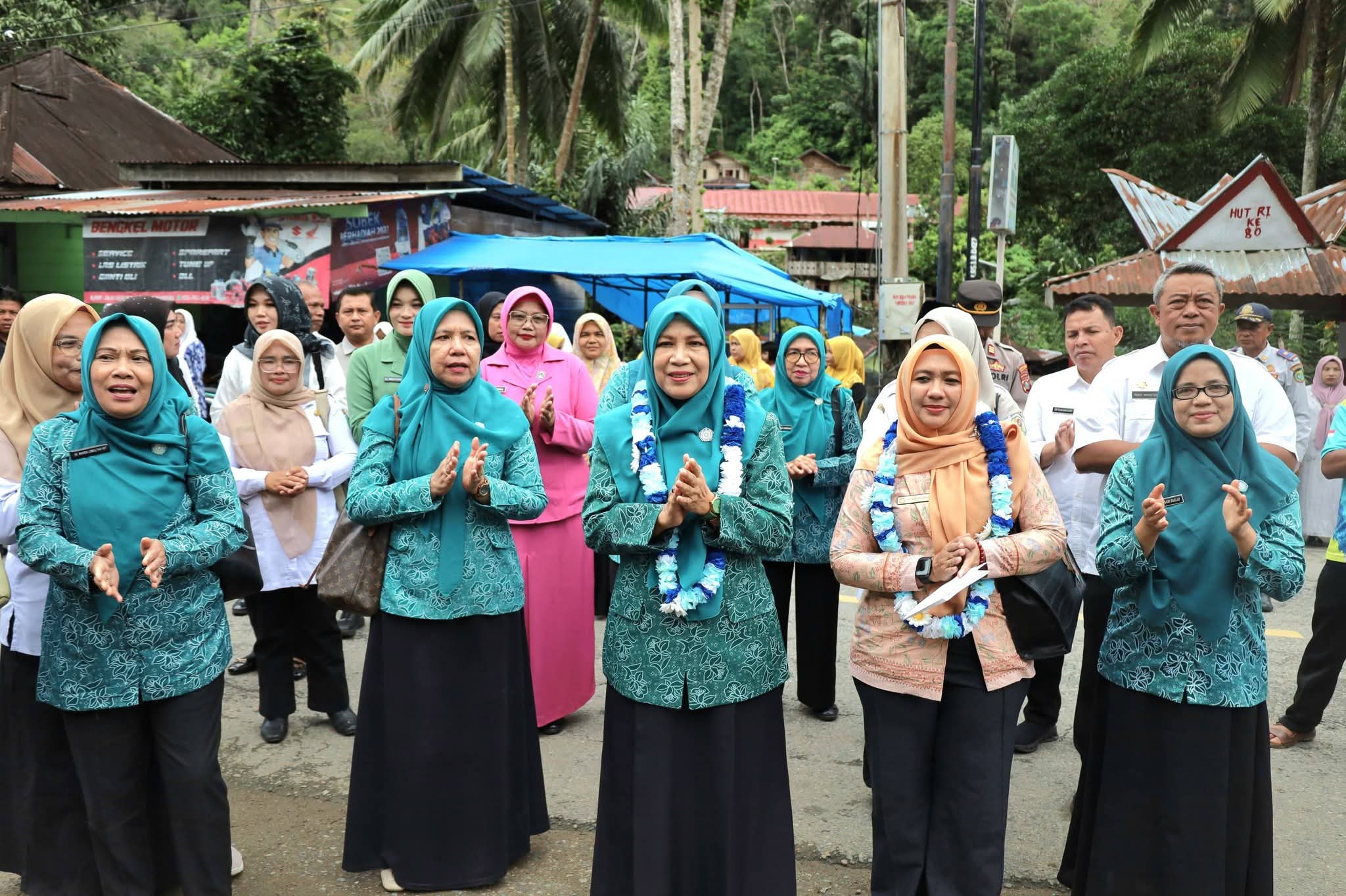 TP PKK Madina Gelar Cek Kesehatan Gratis  Dan IVA Test Di Muara Sipongi