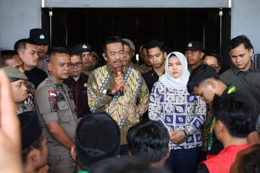Bupati Madina Terima Pengunjuk Rasa Cipayung Plus, Buka Dialog Langsung