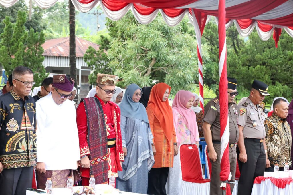 Wabup Atika Pimpin Upacara Harganas, Tegaskan Pentingnya Ketahanan Keluarga