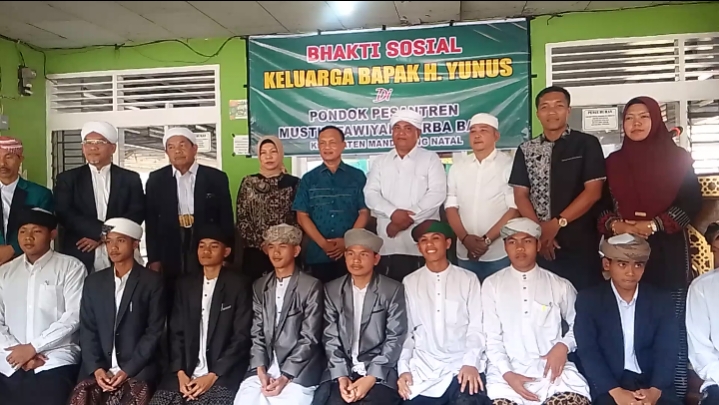 Mayjen Maulana Ridwan Kunjungi Madina, Ketua DPRD Turut Dampingi : Menebar Berkah di Mustafawiyah.