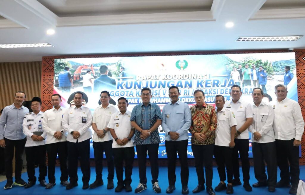Dalam Kunjungan Komisi V DPR RI, Bupati Saipullah Sampaikan Pentingnya Jalur Udara
