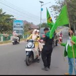 Kabut Asap Kian Mengkhawatirkan, DPC PPP Madina Bagikan Masker Gratis ke Masyarakat.